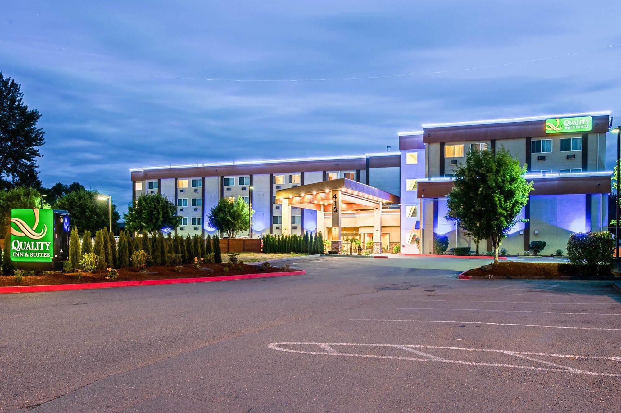 Quality Inn & Suites Kenedy - Karnes City Exterior photo